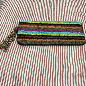 Beaded clutch